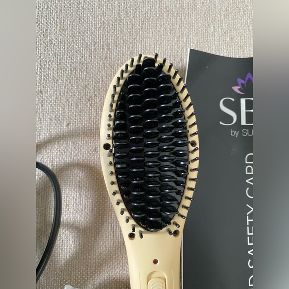New in Bag. SB2 by Sutra mini heat brush pale yellow dual voltage - Picture 4 of 8